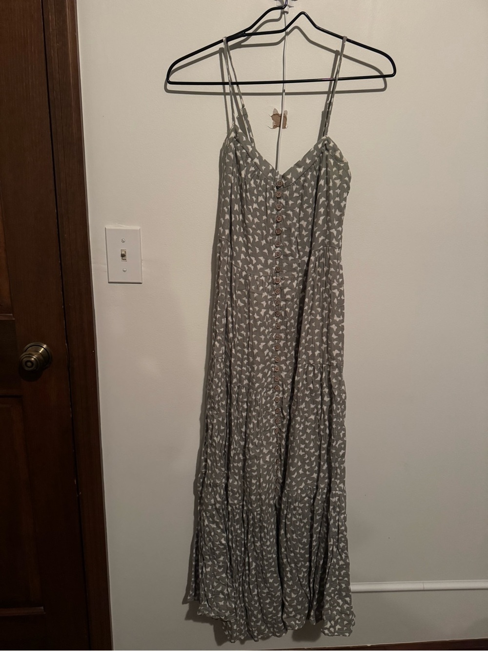 Rylee + Cru Gray Printed Spaghetti-Strap Maxi Dress